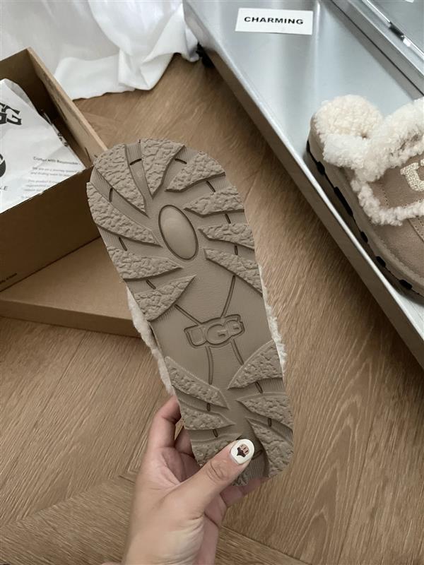 2025126111244930 210